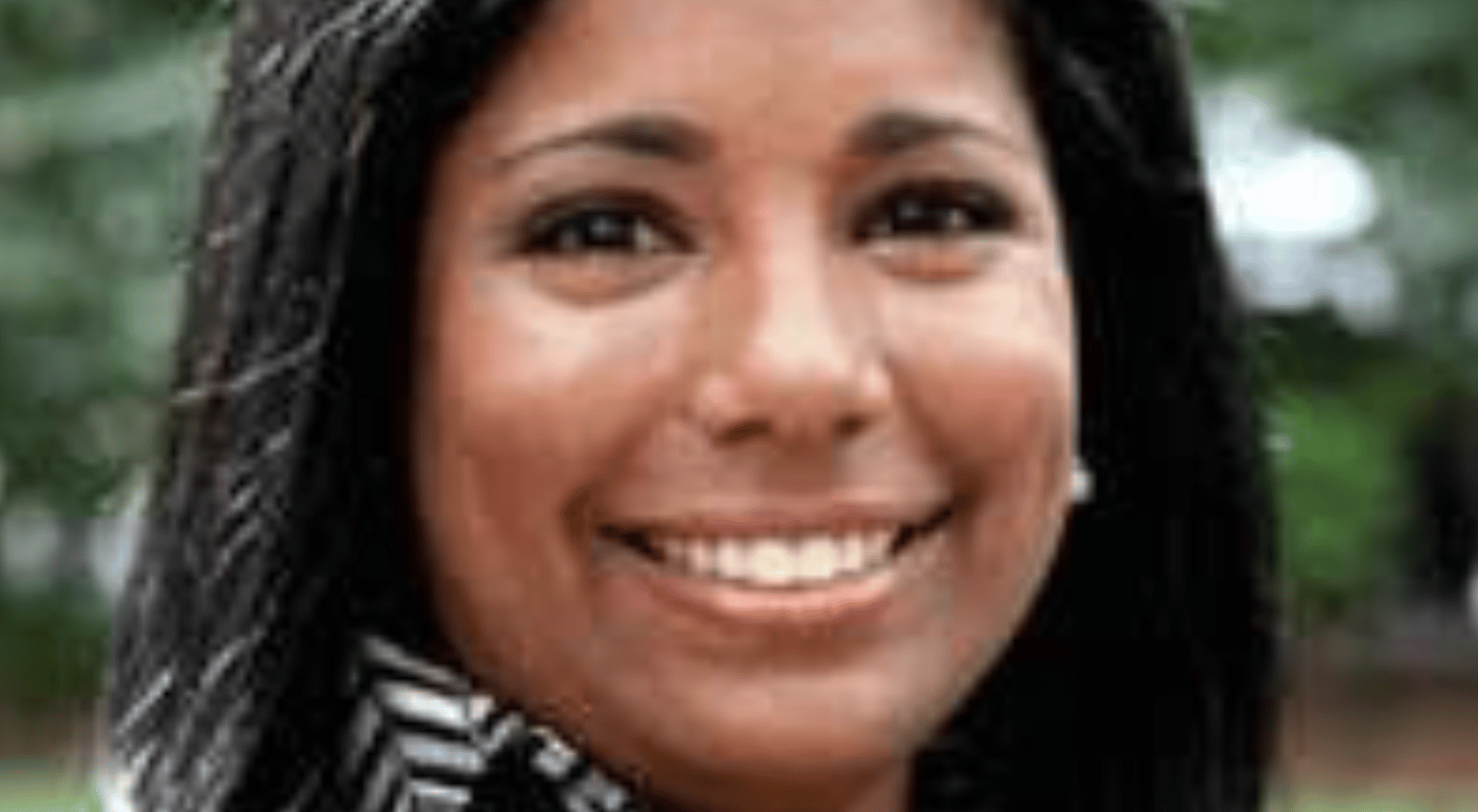 Mentors Don’t Have To Look Like You with Amazon’s Dora Maria Abreu