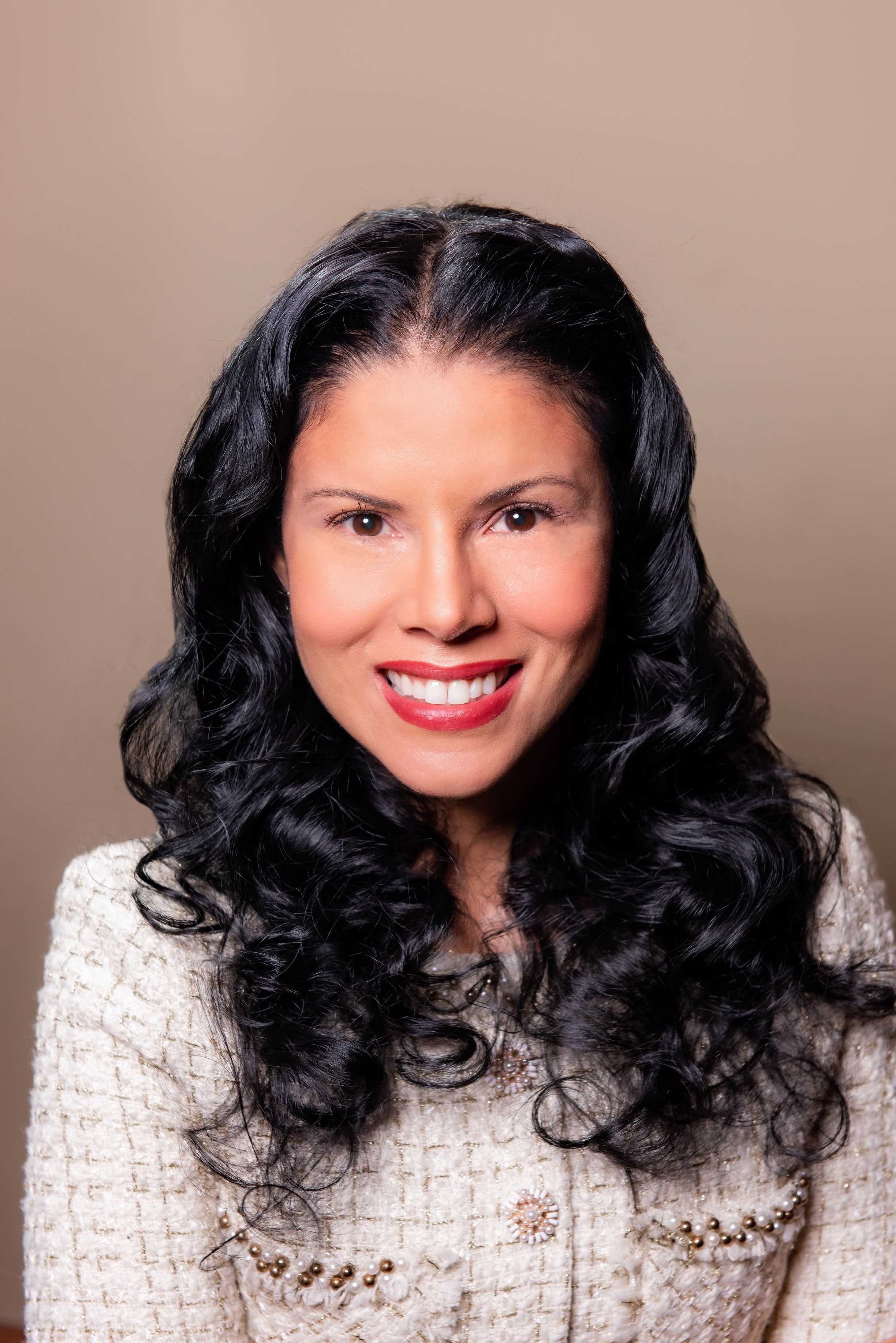 Indhira Arrington Head Shot 4 web