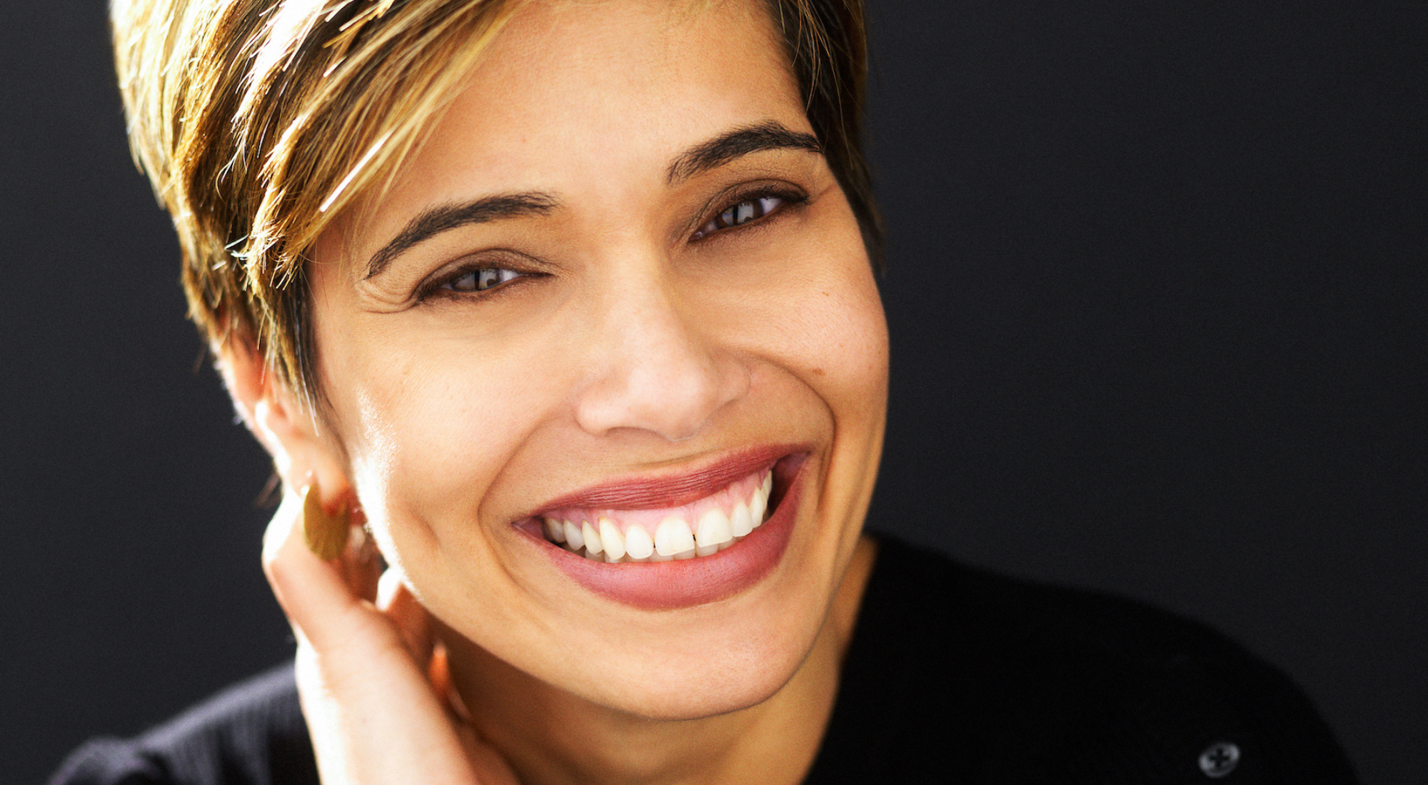 Stand Up, Stand Out and Get Ahead with Daisy Auger-Dominguez