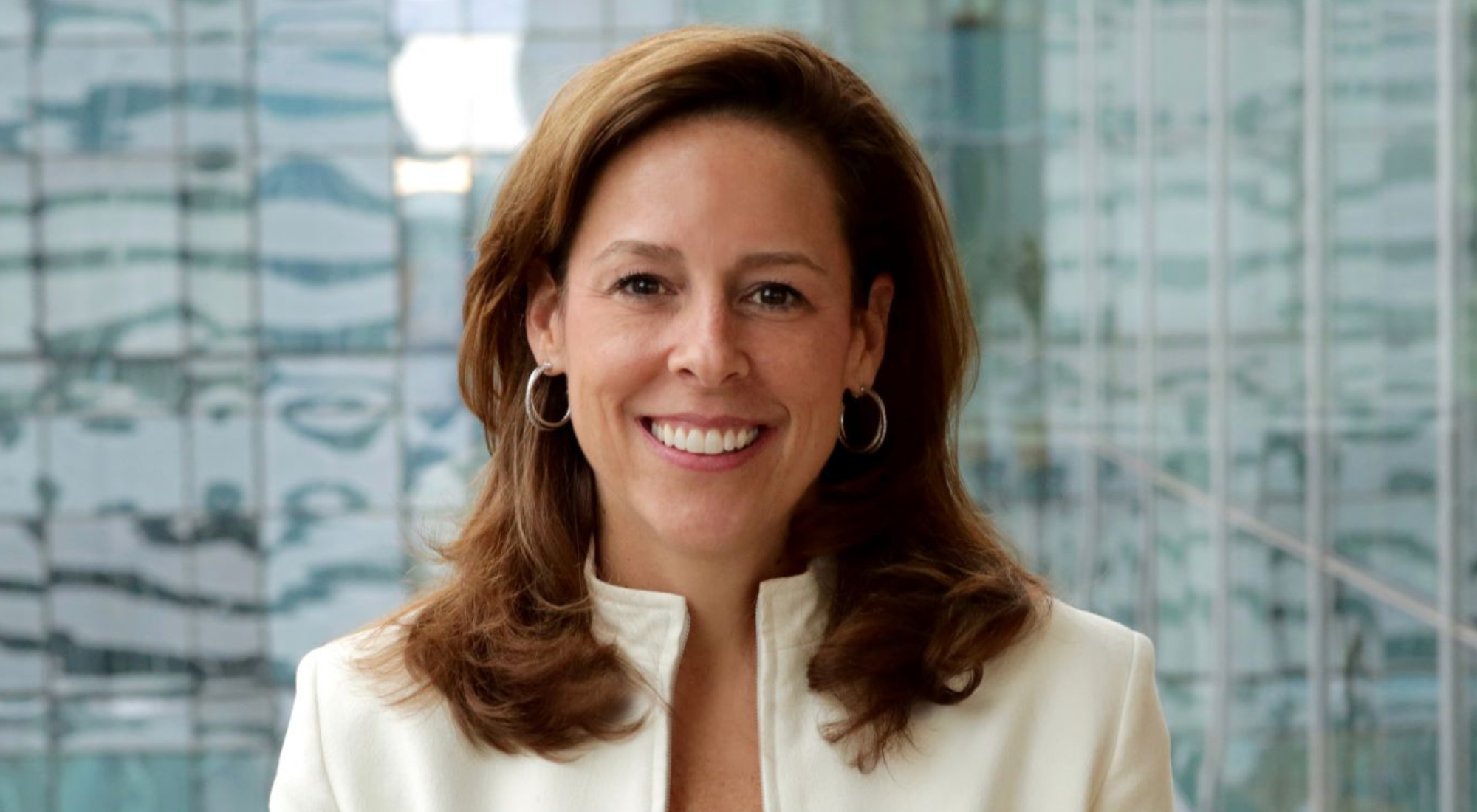 Feedback Is the Secret to Success with Wellington Management's Head of Investment Research, Mary L. Pryshlak